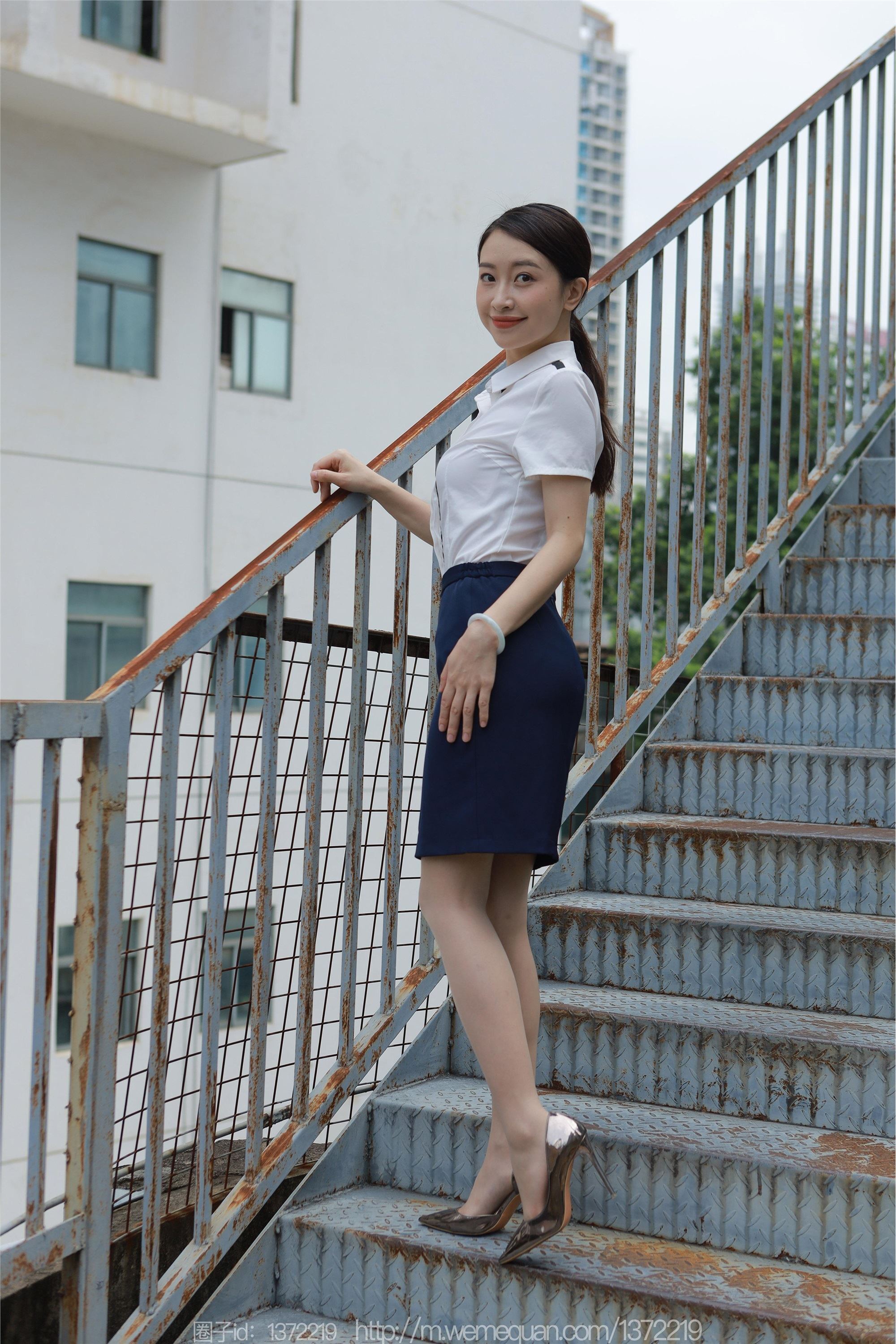 IESS异思趣向  2023.05.20 丝享家 1456 小婕《桌上的交易》